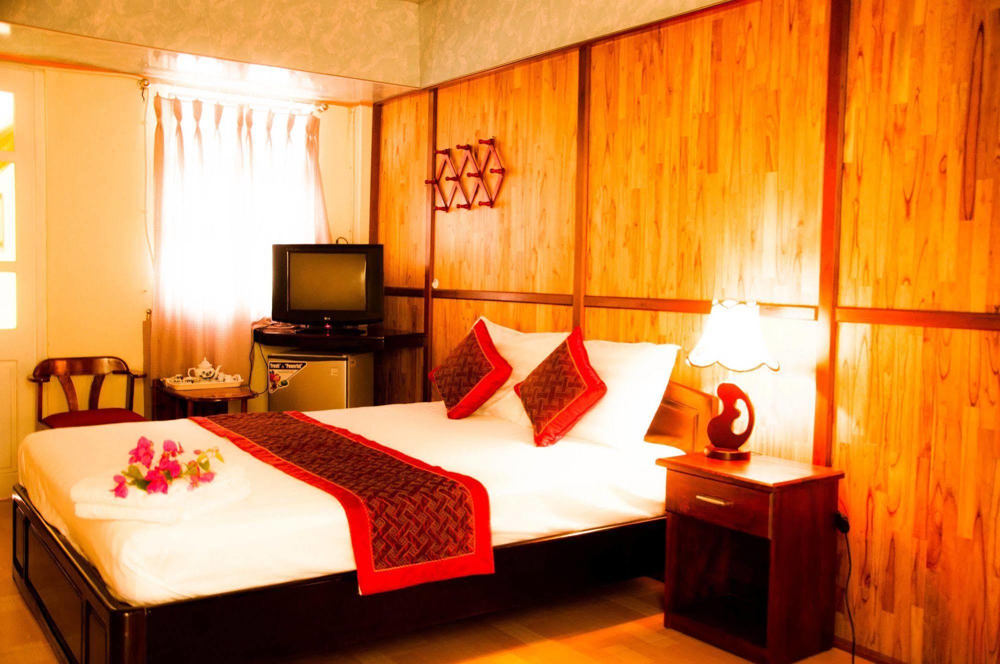 Memories Homestay Hoi An Exterior photo